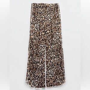 Aerie off duty leopard print pants